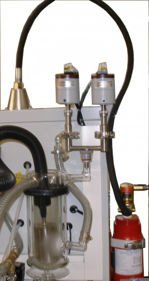 Fire exthinguisher system for distillation units