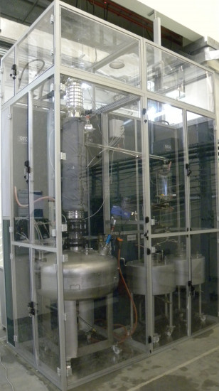 Batch distillation with 2 large collecting recipients